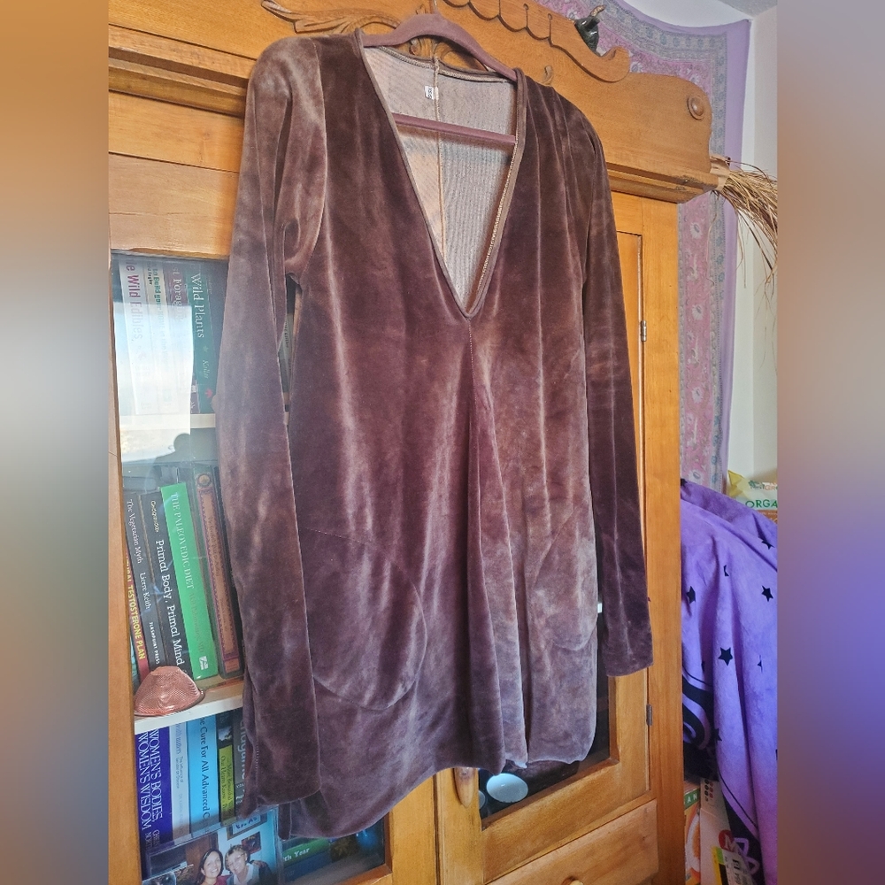 Sinew Moon Saturday's Child velour xs/s